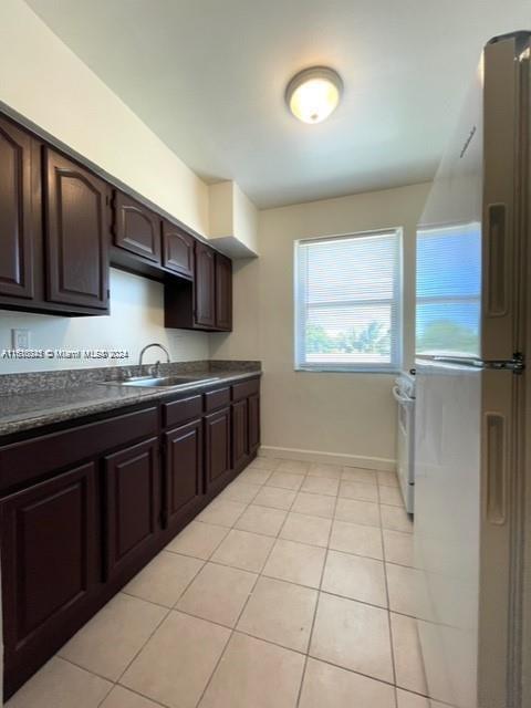 Photo - 8031 Hawthorne Ave