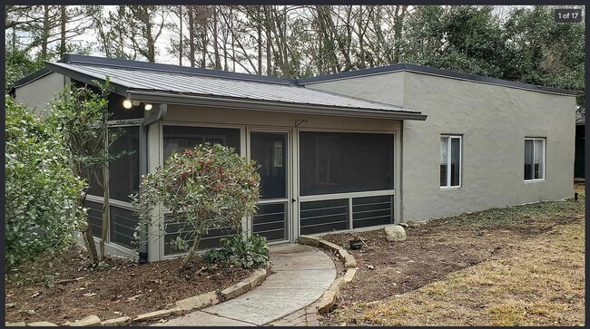 Building Photo - Beautiful 2-bedroom home!