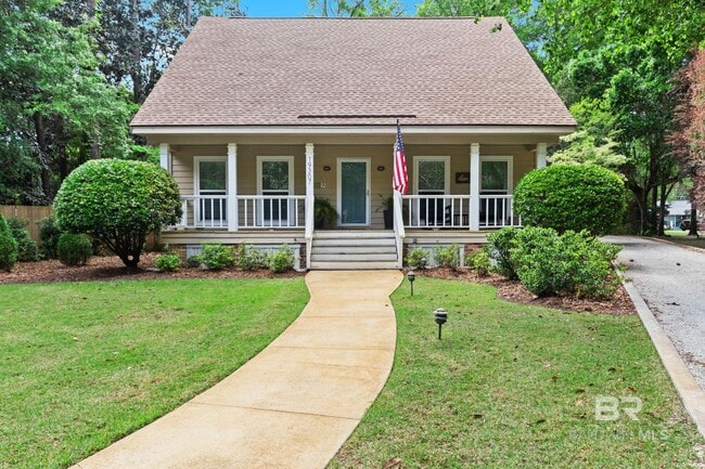Building Photo - 19307 Scenic Hwy 98
