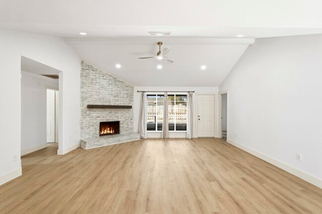 Photo - 11011 Almond Grove