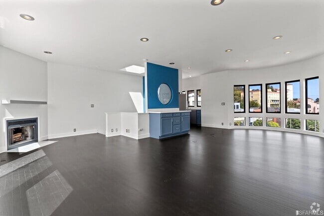 Building Photo - 4 Museum Way Rental