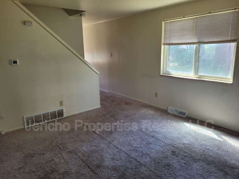 Photo - 5140 Tabor St