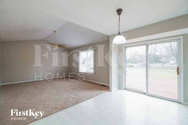 Photo - 903 Pine Needle Pl