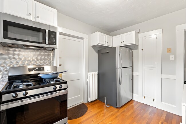 Photo - 99 Thorndike St