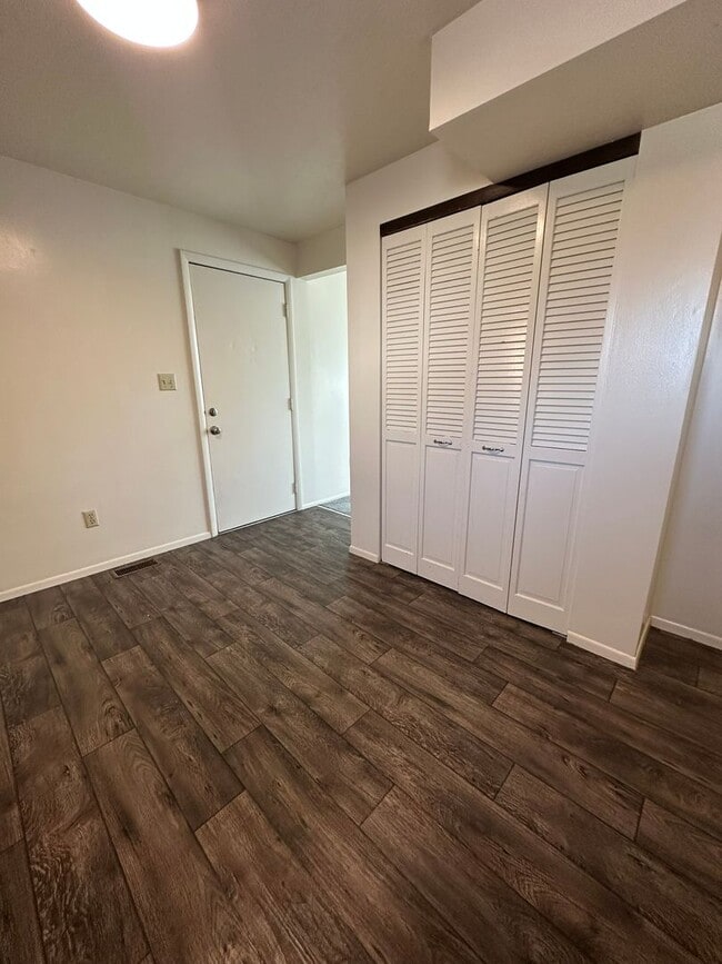 Photo - 700 700 W Unit 4337 S 700 W