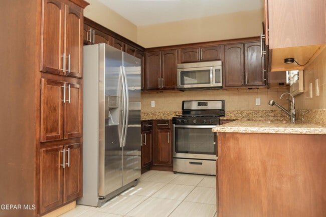 Photo - 14696 Ava Leigh