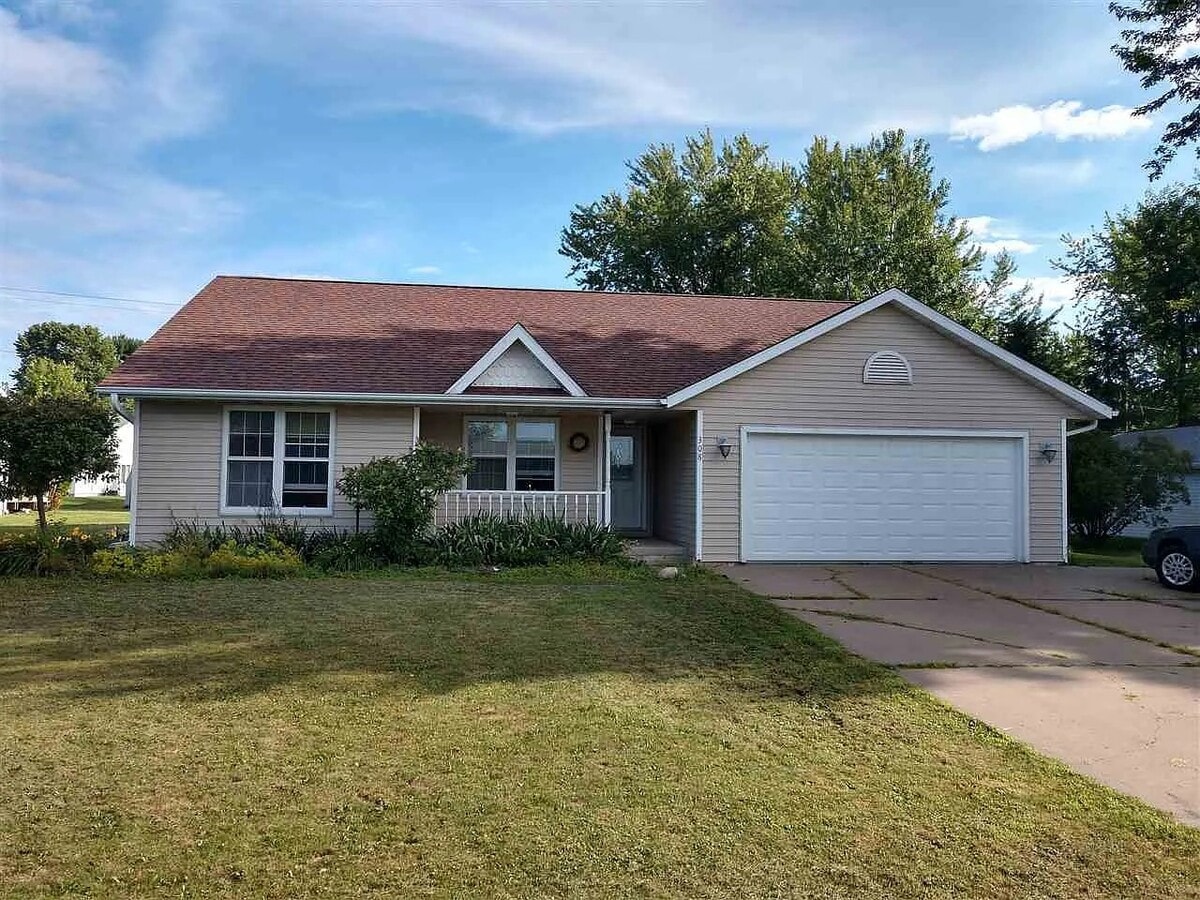 Photo - 308 W Elm St