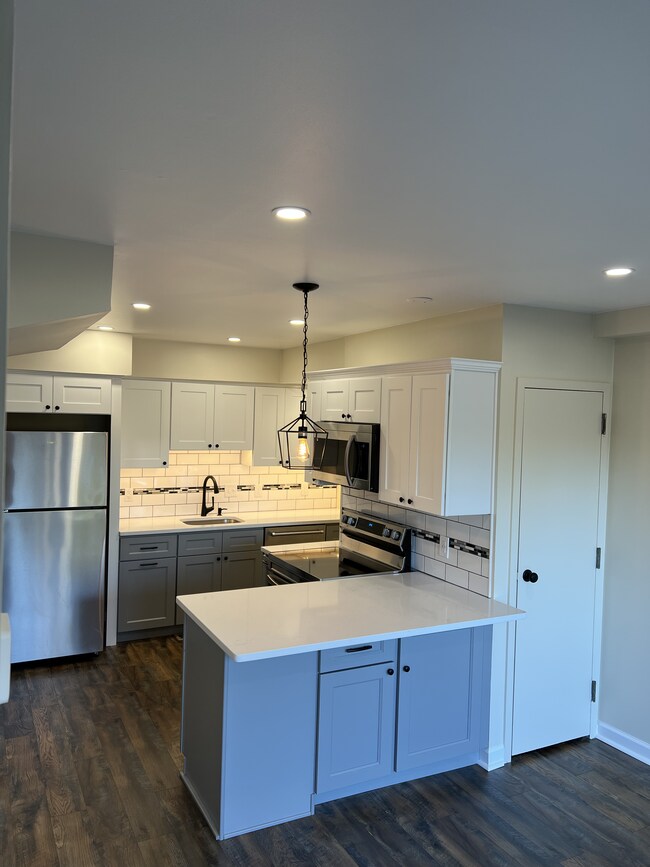 Kitchen - 149 W Kenilworth Cir Condo Unit 149
