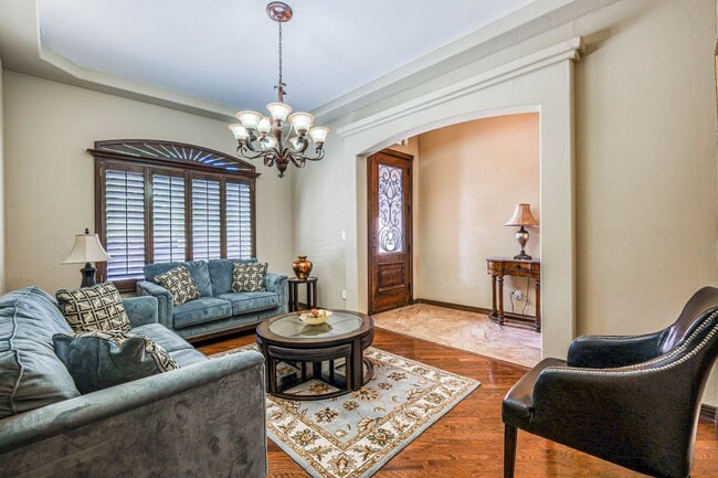 Photo - Westside area (Completely Furnished) Beautiful 4 bed/3 baths