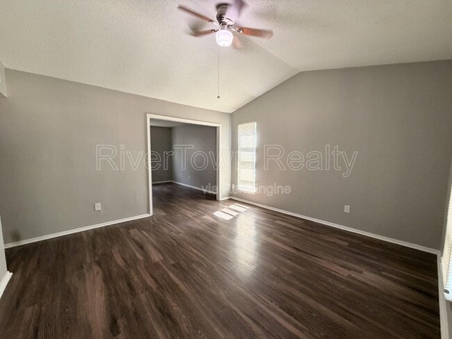 Photo - 691 Creekstone Cir
