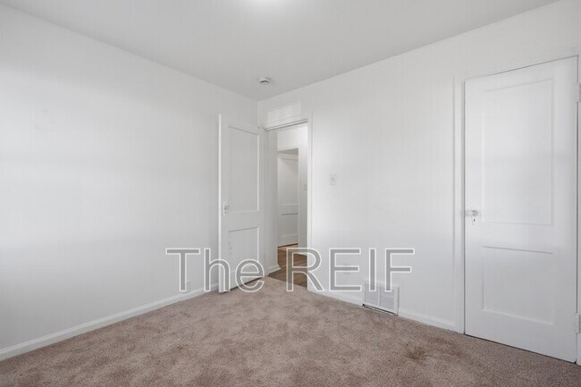 Photo - 20200 McCormick St