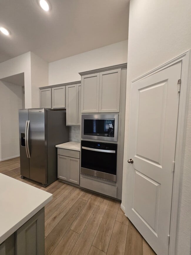 Photo - 1420 Florecer Ln