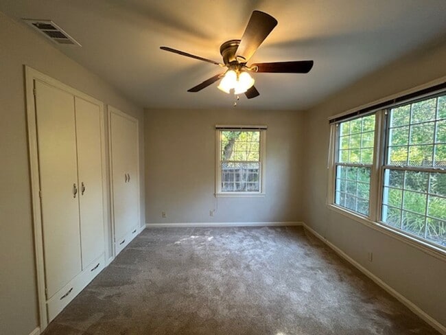 Photo - 2280 Summerfield Rd