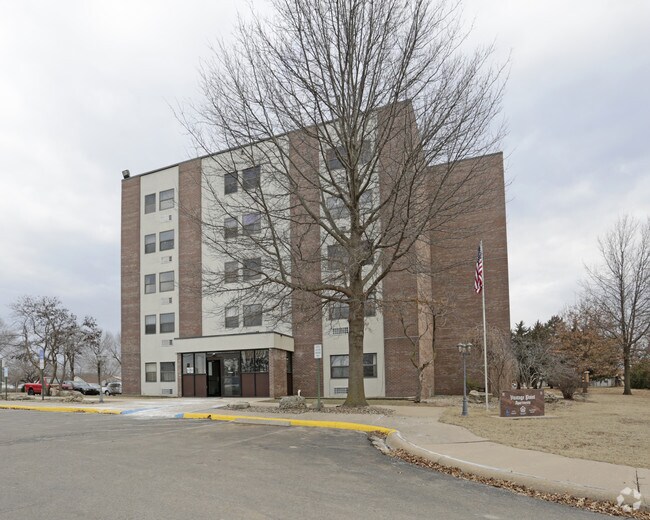 Photo - Vantage Point Apartments