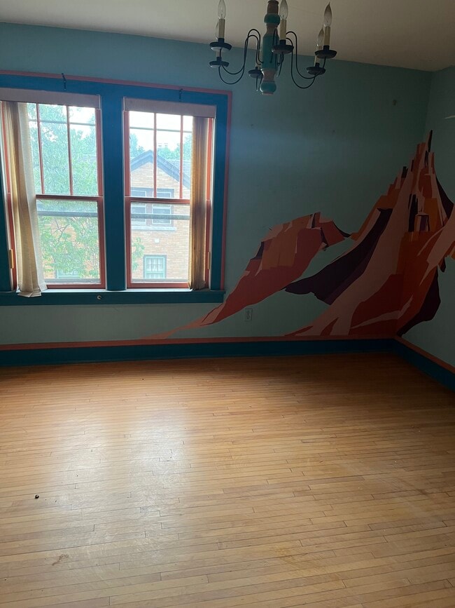 Photo - 830 Bellevue Ave