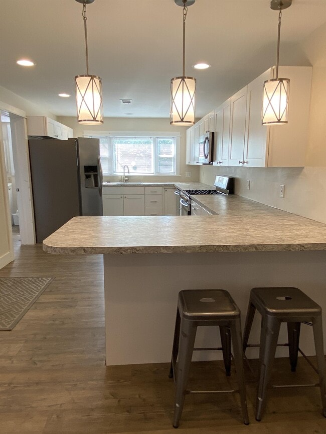 Photo - 503 6th Ave