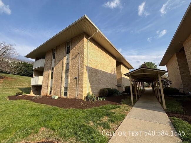 Photo - 5260 Crossbow Cir