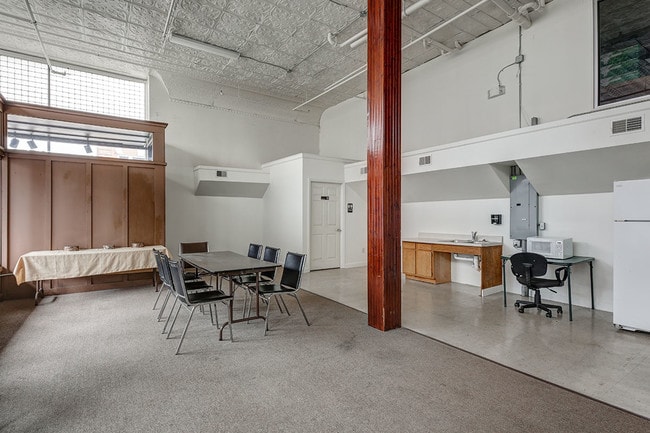 Photo - Lanning House