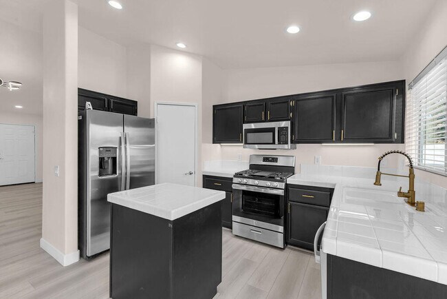 Photo - 83950 Avenida Serena