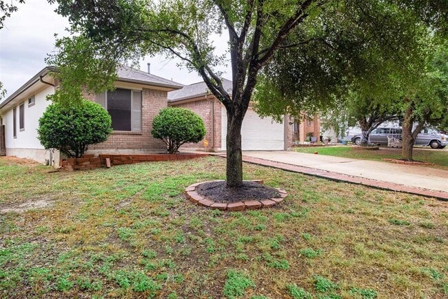 Photo - 105 Cattail Cove