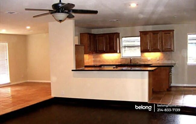 Photo - 8615 Skyline Dr