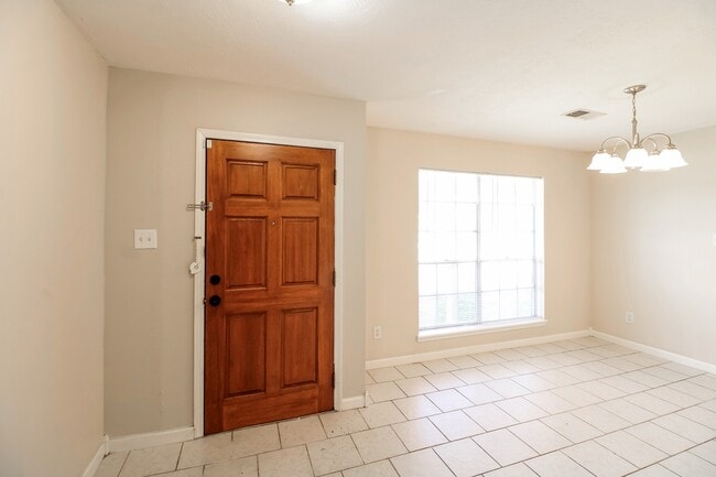 Building Photo - 946 Beachcomber Ln