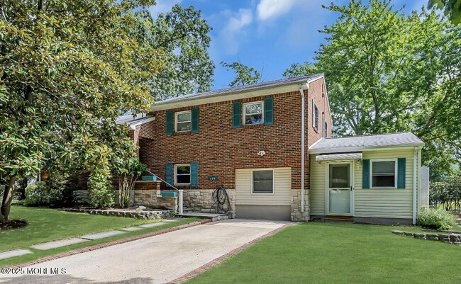 Photo - 221 Harrison Ave