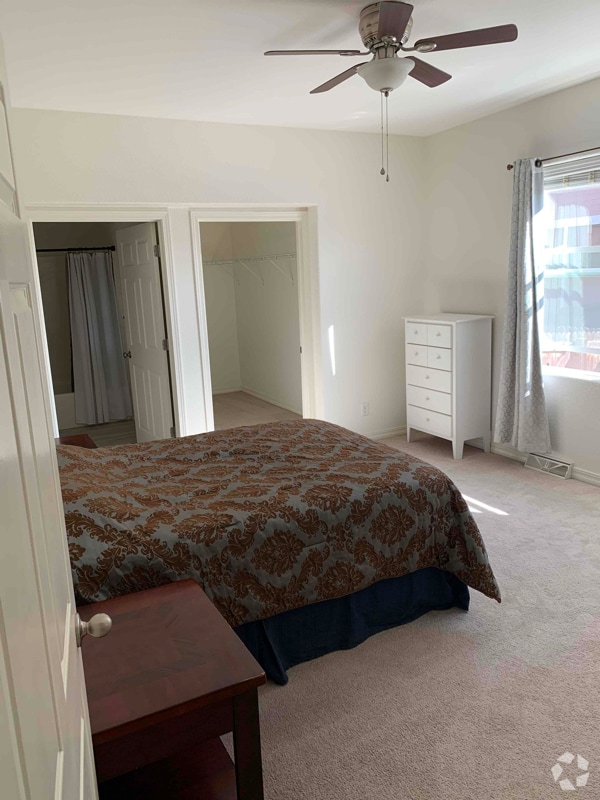 2 Bedroom Apartments Colorado Springs Under 1000