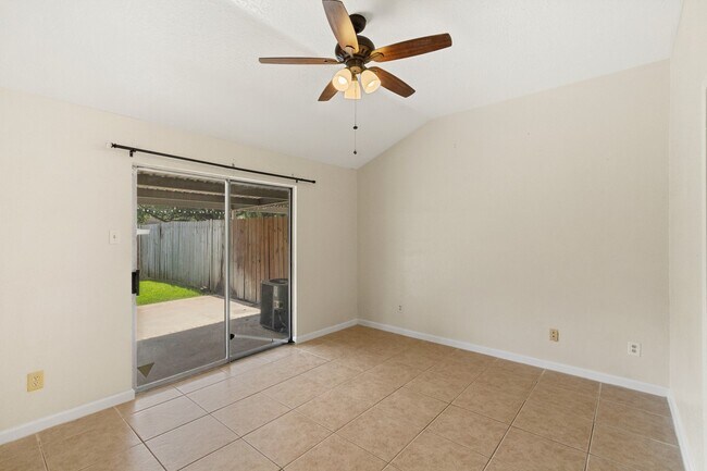 Photo - 5218 Beaverbrook Dr
