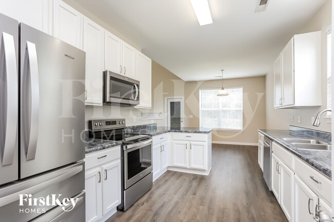 Photo - 1104 Washhouse Ln