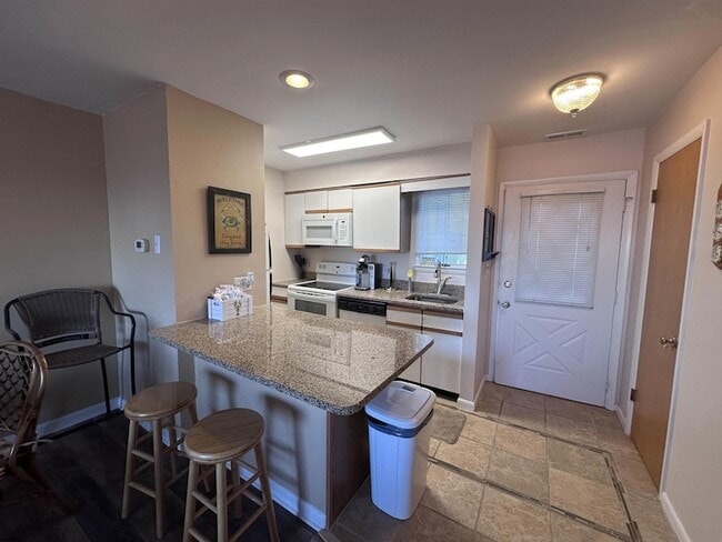 Photo - 227 N 36th Ave Unit AB