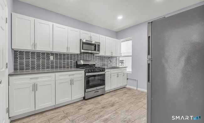 Photo - 1220 Pembroke St Unit 3R