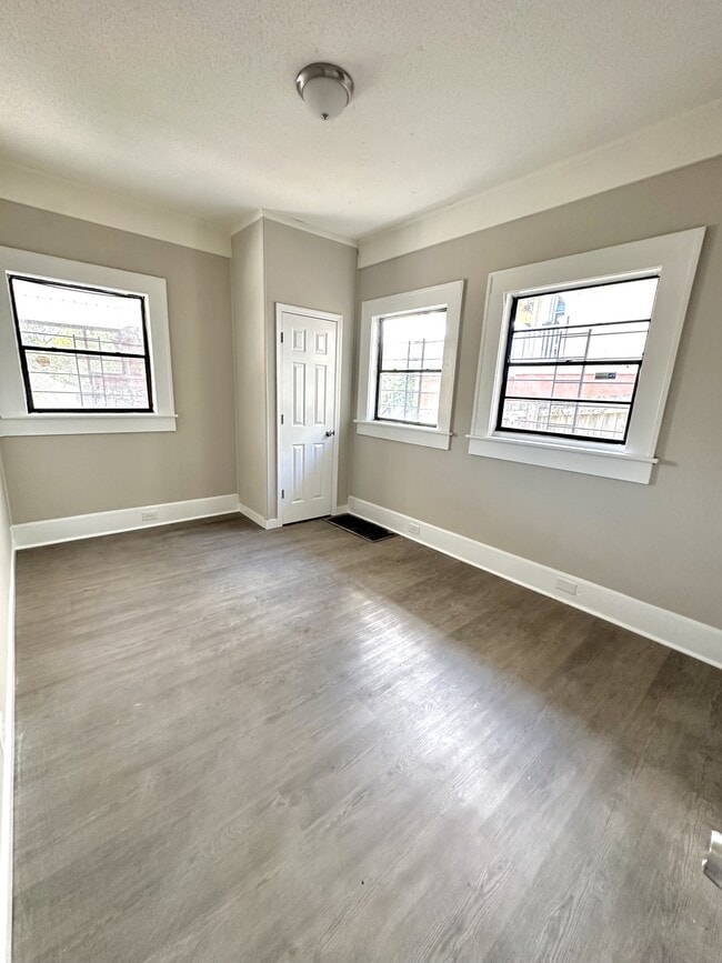 Photo - 2820 Avenue S