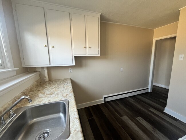 Photo - 445 Covert St Unité 2