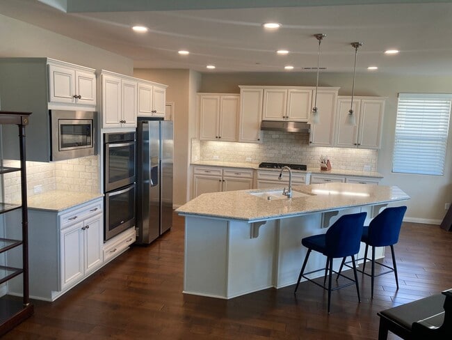 Photo - 12727 Medallion Dr