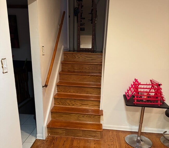 Photo - 14423 Sanderson Ave