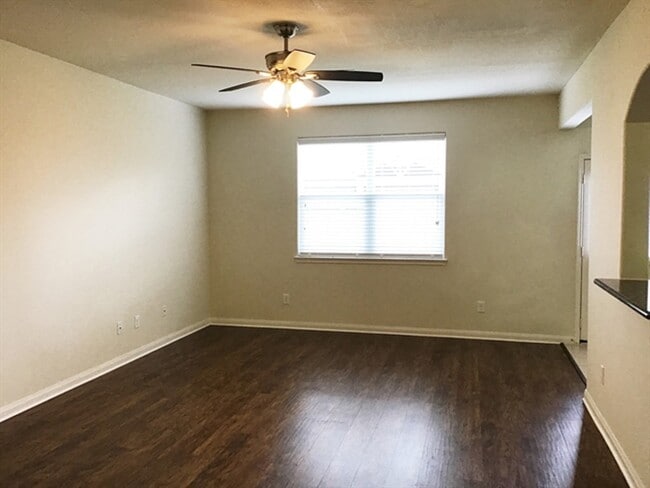 Photo - 10237 Tate Ct