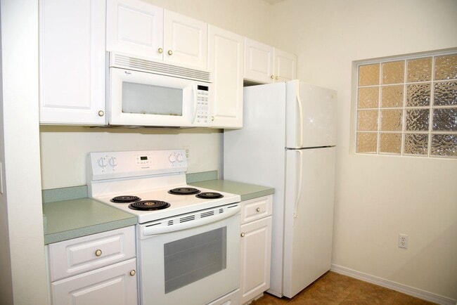 Photo - Second Floor Unit at The Oaks!
