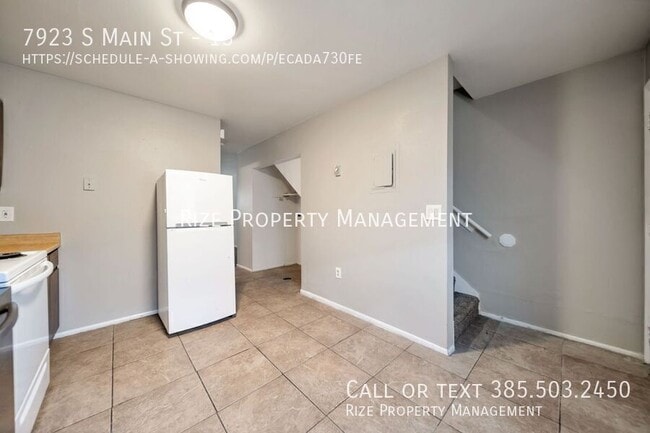 Photo - 7923 S Main St