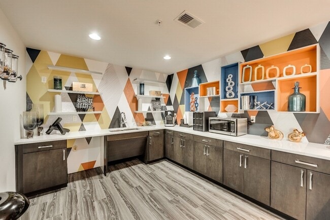 Community Kitchen - Maverick Place