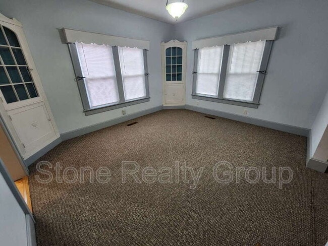 Photo - 235 S 24th St