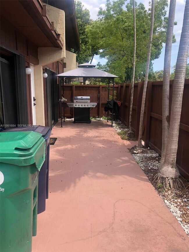 Photo - 7114 SW 114th Pl Unit A