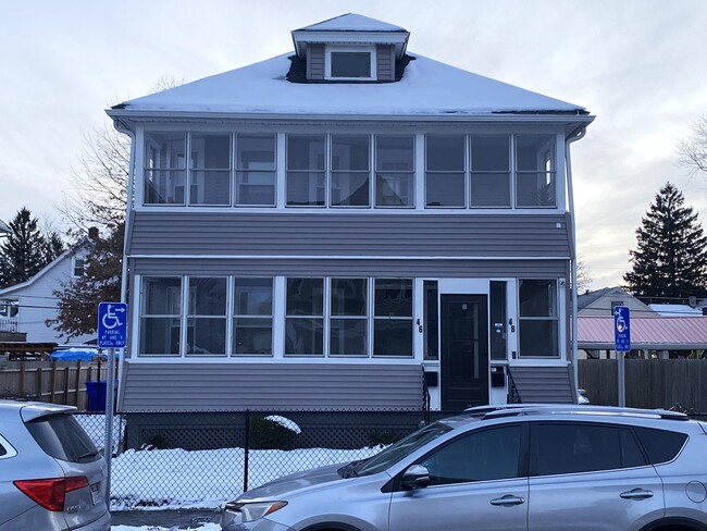 Building Photo - 46 Mooreland St Unit 1FL