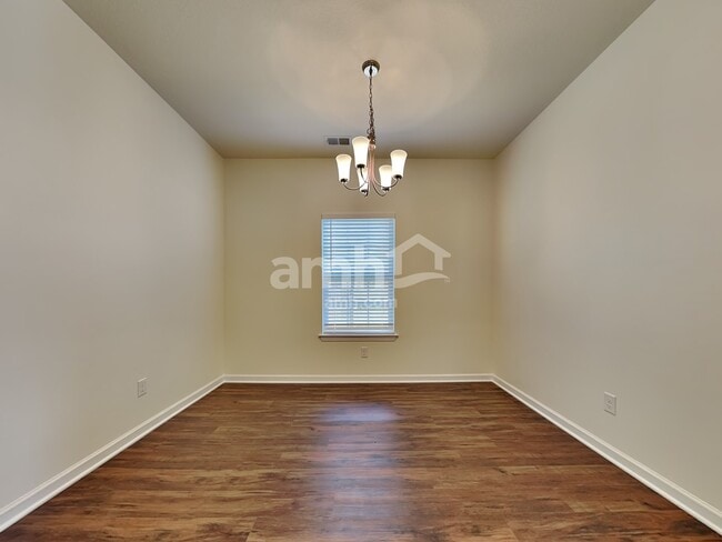 Photo - 4853 Billingsgate Ln