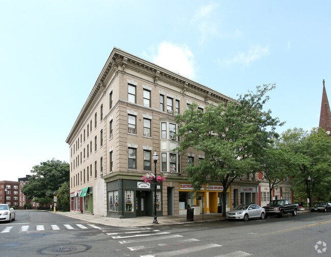 Photo - Main Street Apartments