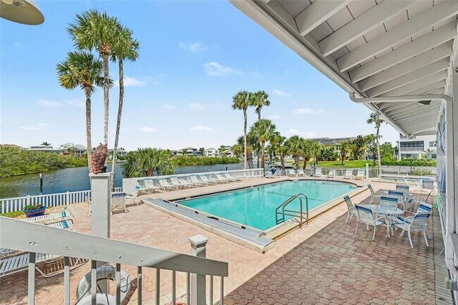 Photo - 5567 Sea Forest Dr Unidad 324