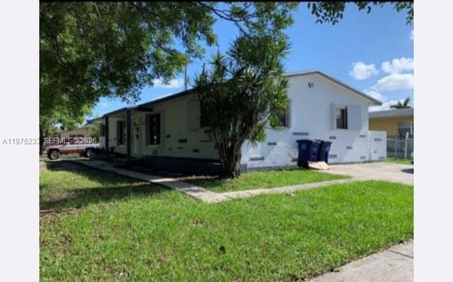 Building Photo - 401 SW 8th St Unit A