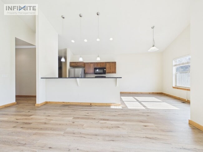 Photo - Single Level 3 Bedroom!