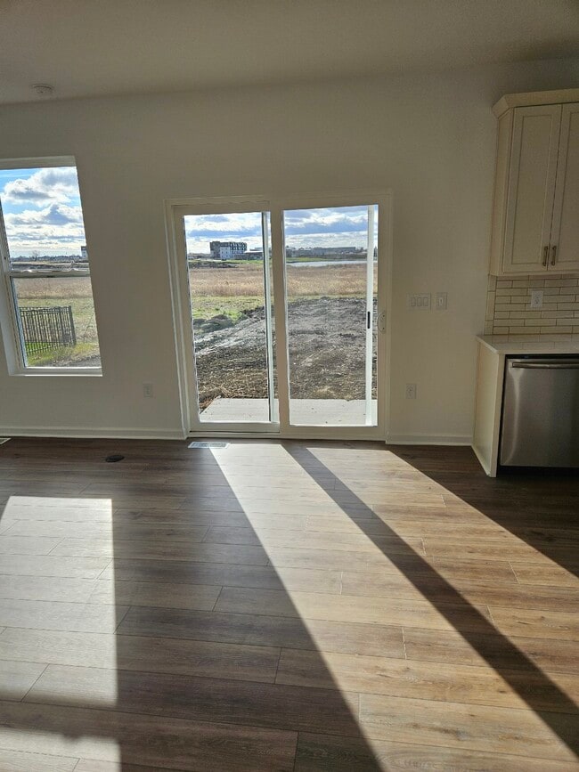 Photo - 1275 Priscilla Ct