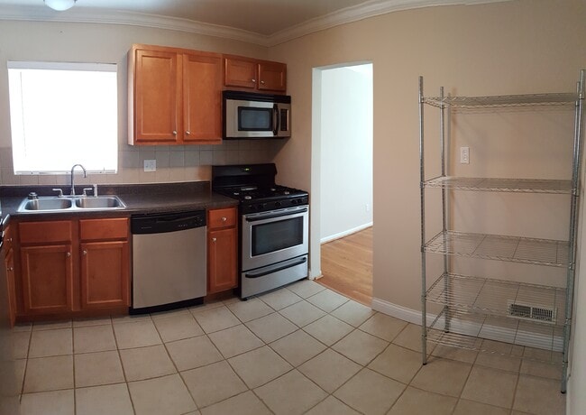 Photo - 7128 Tulane Ave Unit 2nd Floor